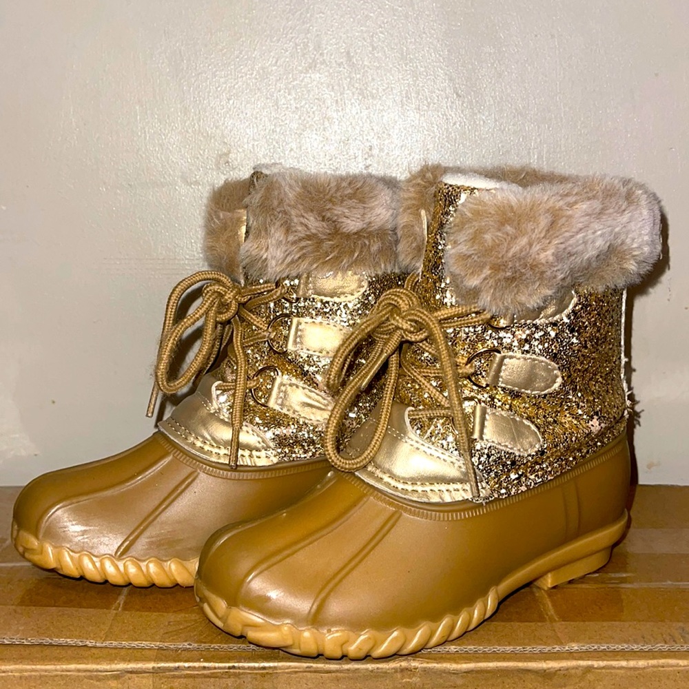 Fur Trim Glitter Duck Boot